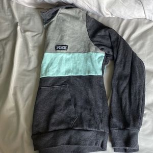 Victoria secret PINK half zip. Very comfy material.